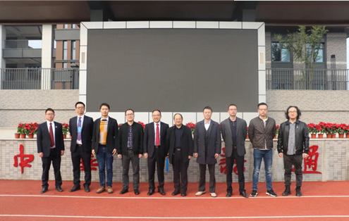 兄弟學(xué)校參觀學(xué)習(xí)，交流分享攜手奮進(jìn)