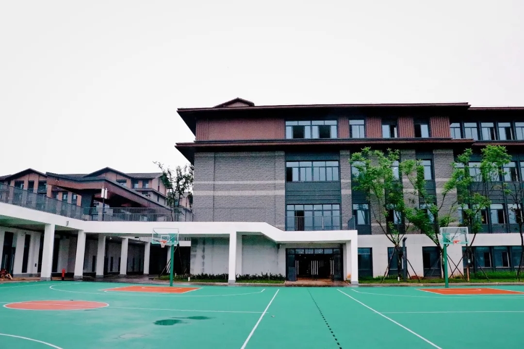 走進成外，打開初升高的第一扇門